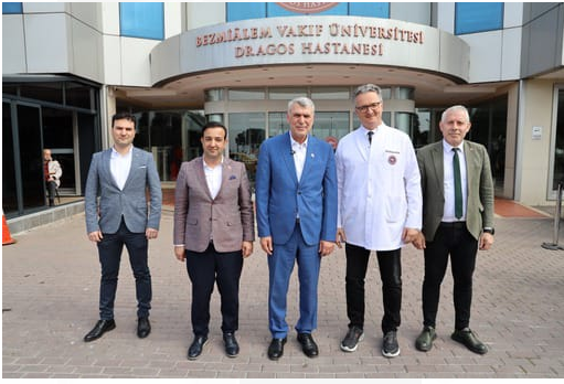 Kadem Ekşi, Bezmialem Vakıf Üniversitesi Dragos Hastanesi’ni ziyaret etti