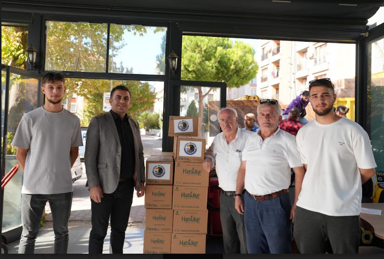 Kartal Belediyesi, Amatör Spor Kulüplerine İçme Suyu Desteğini Sürdürüyor