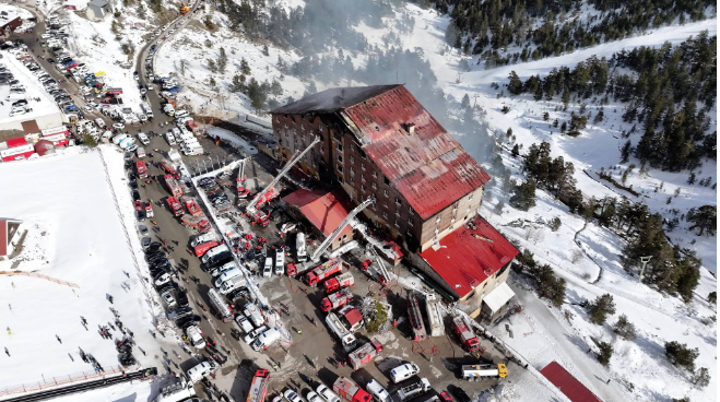 Kartalkaya  otel yangınında Bolu Belediye Başkan Yardımcısı, İtfaiye Müdür Vekili ve itfaiye personeli tutuklandı